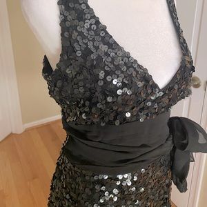 NWT Beautiful Adrianna Patell Sequins dress